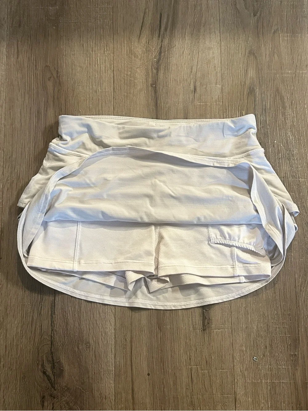 White Athleta Girl Swing Skort Ruffled Large/12